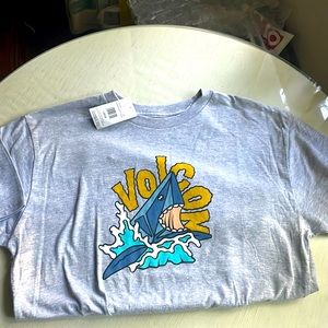NWT Boys sz L Volcom T shirt